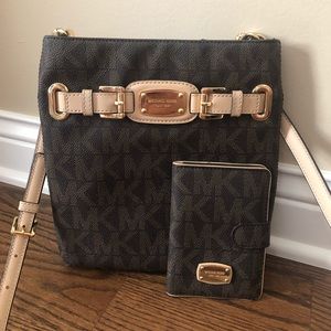 Michael Kors purse and wallet set